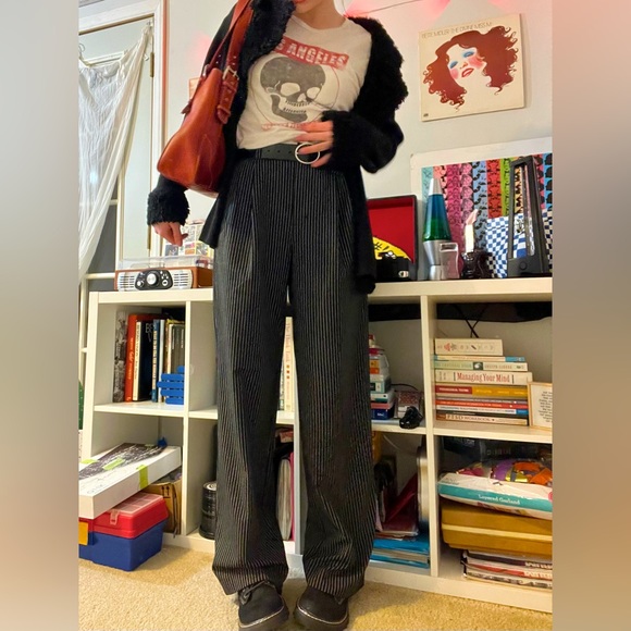 Meet your Posher, Devon⭐️ - Picture 3 of 12